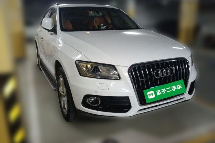 Used Audi Q5 2016 40 TFSI Technology Edition Front Right 45 Deg