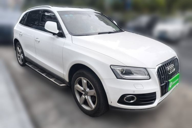 Used Audi Q5 2016 40 TFSI Technology Edition Front Right 45 Deg