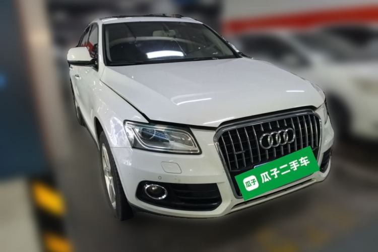 Used Audi Q5 2016 40 TFSI Technology Edition Front Right 45 Deg