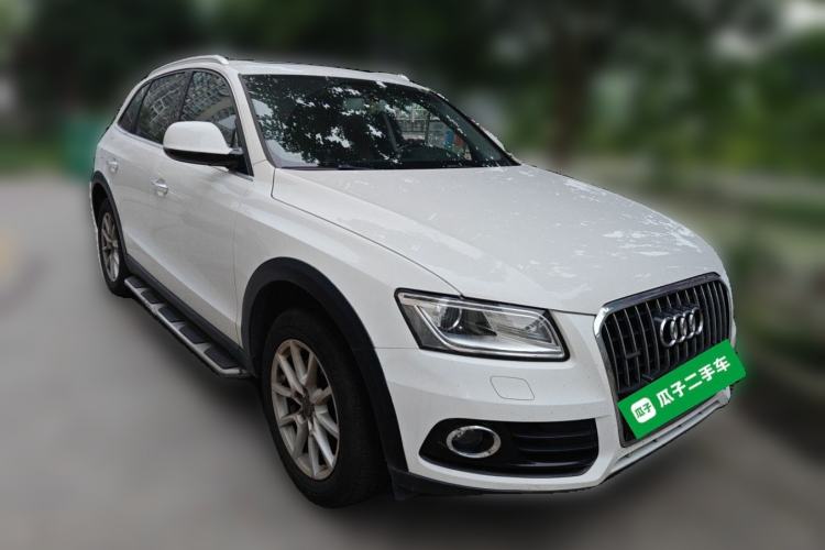 Used Audi Q5 2016 40 TFSI Trendy Edition Front Right 45 Deg