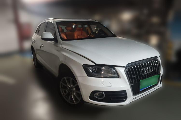 Used Audi Q5 2016 40 TFSI Trendy Edition Front Right 45 Deg
