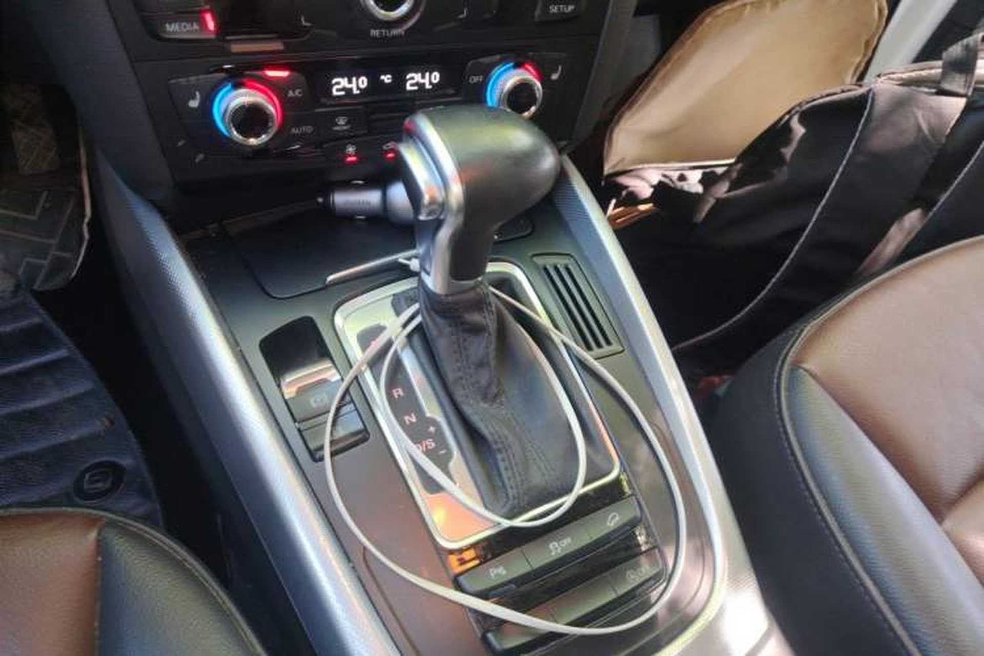 Used Audi Q5 2016 40 TFSI Technology Edition Gear Lever