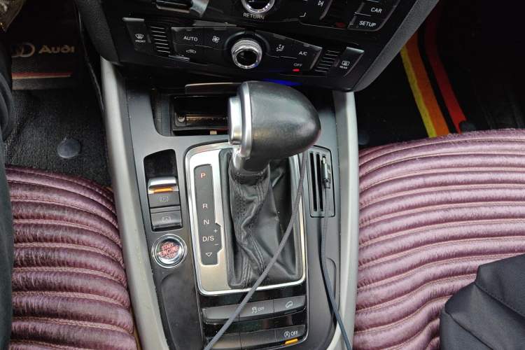 Used Audi Q5 2016 40 TFSI Trendy Edition Gear Lever