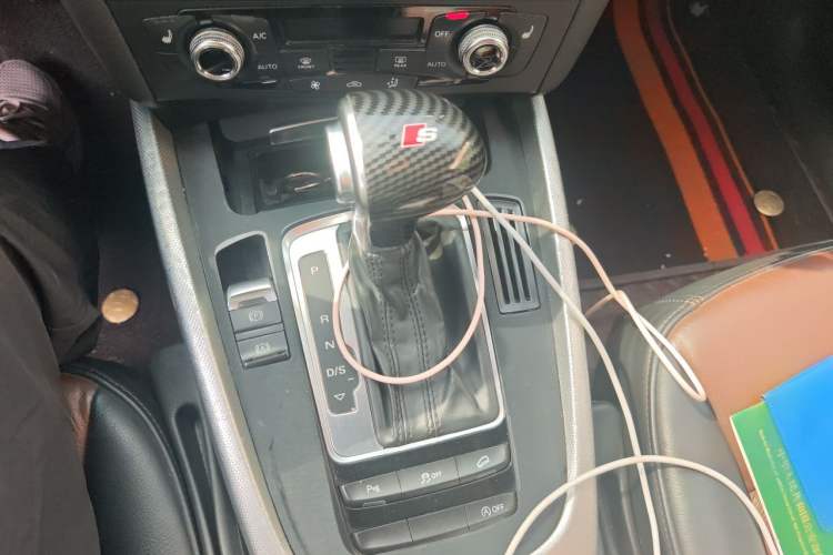 Used Audi Q5 2016 40 TFSI Technology Edition Gear Lever