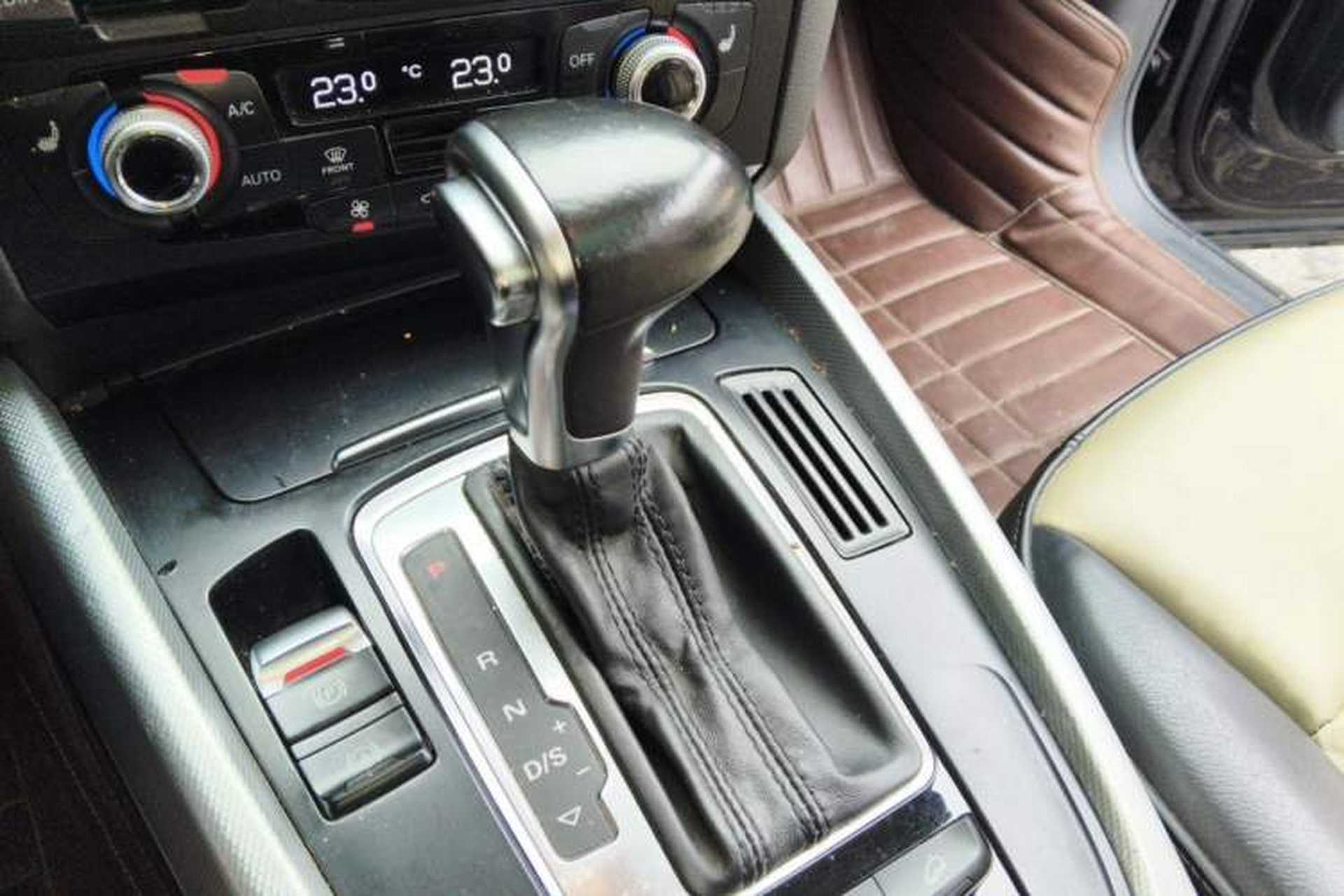 Used Audi Q5 2016 40 TFSI Technology Edition Gear Lever