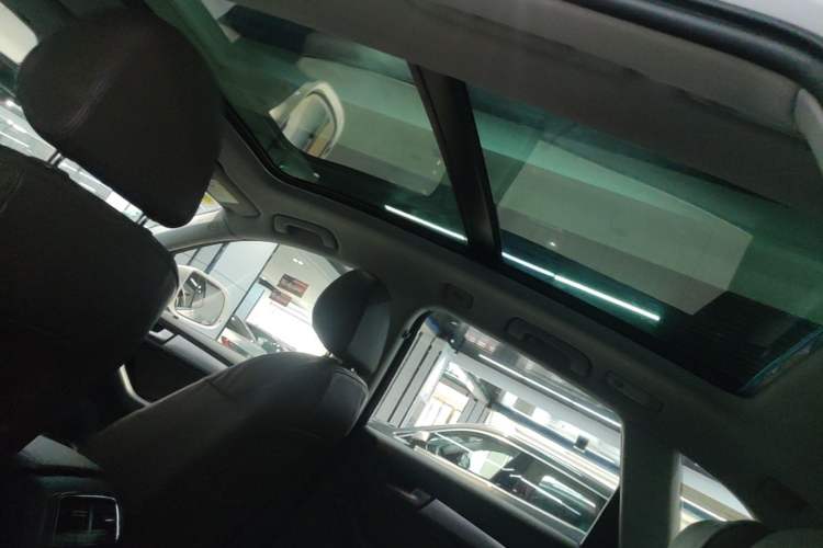 Used Audi Q5 2016 40 TFSI Technology Edition Headliner