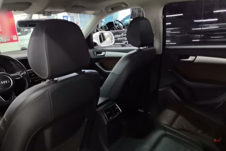 Used Audi Q5 2016 40 TFSI Technology Edition Headliner