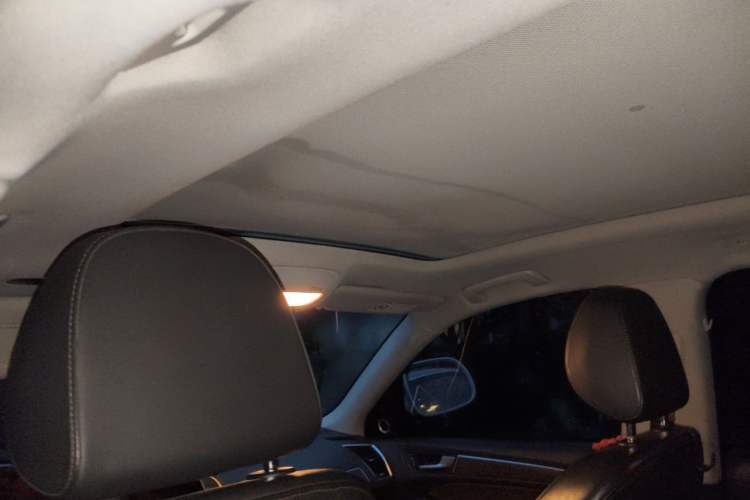 Used Audi Q5 2016 40 TFSI Comfort Model Headliner