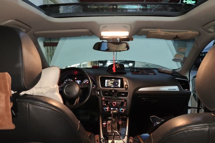 Used Audi Q5 2016 40 TFSI Technology Edition Headliner