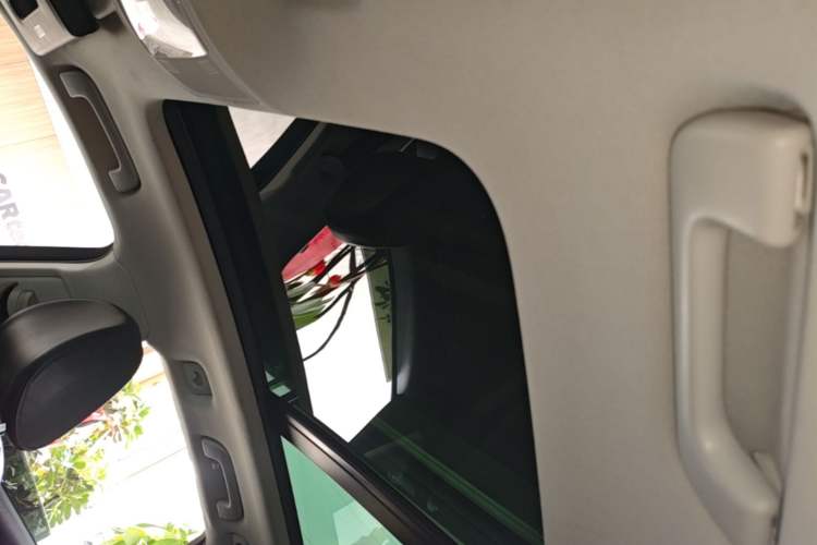 Used Audi Q5 2016 40 TFSI Comfort Model Headliner