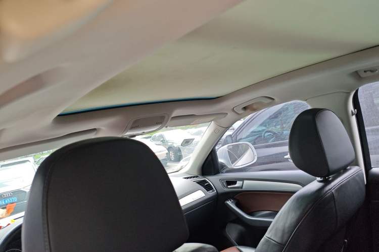 Used Audi Q5 2016 40 TFSI Technology Edition Headliner