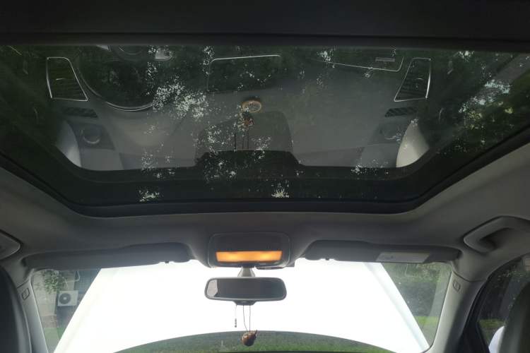 Used Audi Q5 2016 40 TFSI Comfort Model Headliner