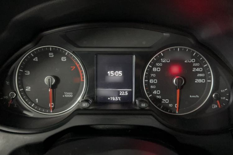 Used Audi Q5 2016 40 TFSI Technology Edition Instrument Cluster