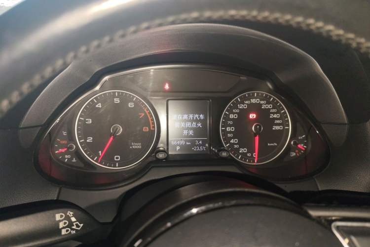 Used Audi Q5 2016 40 TFSI Technology Edition Instrument Cluster