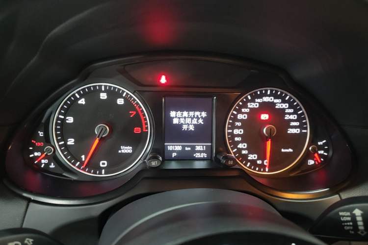 Used Audi Q5 2016 40 TFSI Comfort Model Instrument Cluster