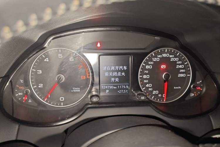 Used Audi Q5 2016 40 TFSI Technology Edition Instrument Cluster