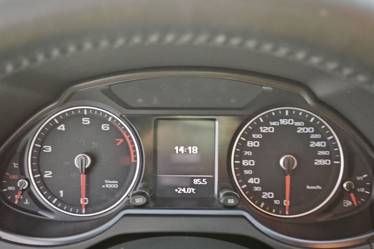 Used Audi Q5 2016 40 TFSI Technology Edition Instrument Cluster