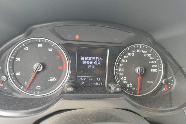 Used Audi Q5 2016 40 TFSI Comfort Model Instrument Cluster