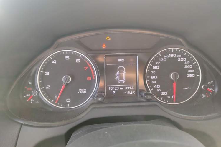 Used Audi Q5 2016 40 TFSI Technology Edition Instrument Cluster