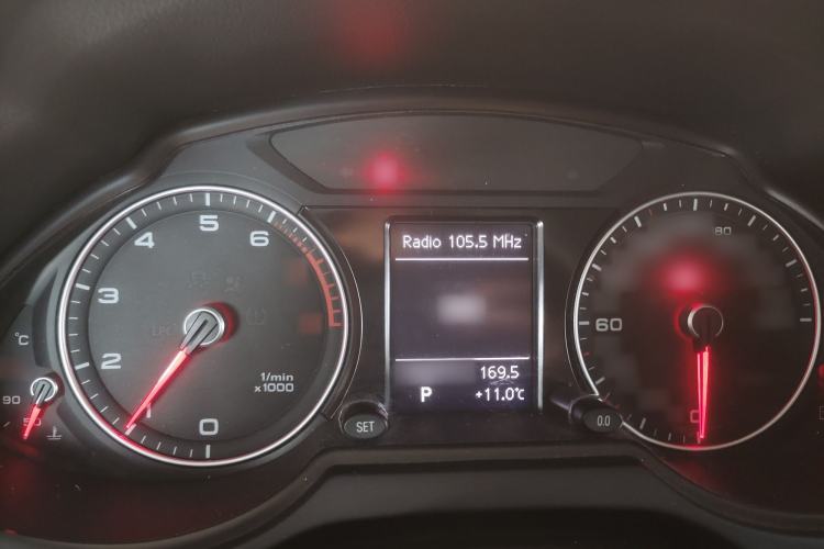 Used Audi Q5 2016 40 TFSI Trendy Edition Instrument Cluster