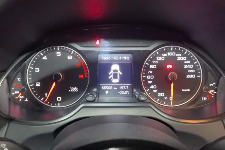 Used Audi Q5 2016 40 TFSI Technology Edition Instrument Cluster