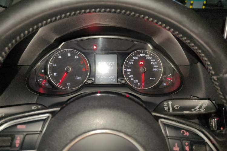 Used Audi Q5 2016 40 TFSI Technology Edition Instrument Cluster
