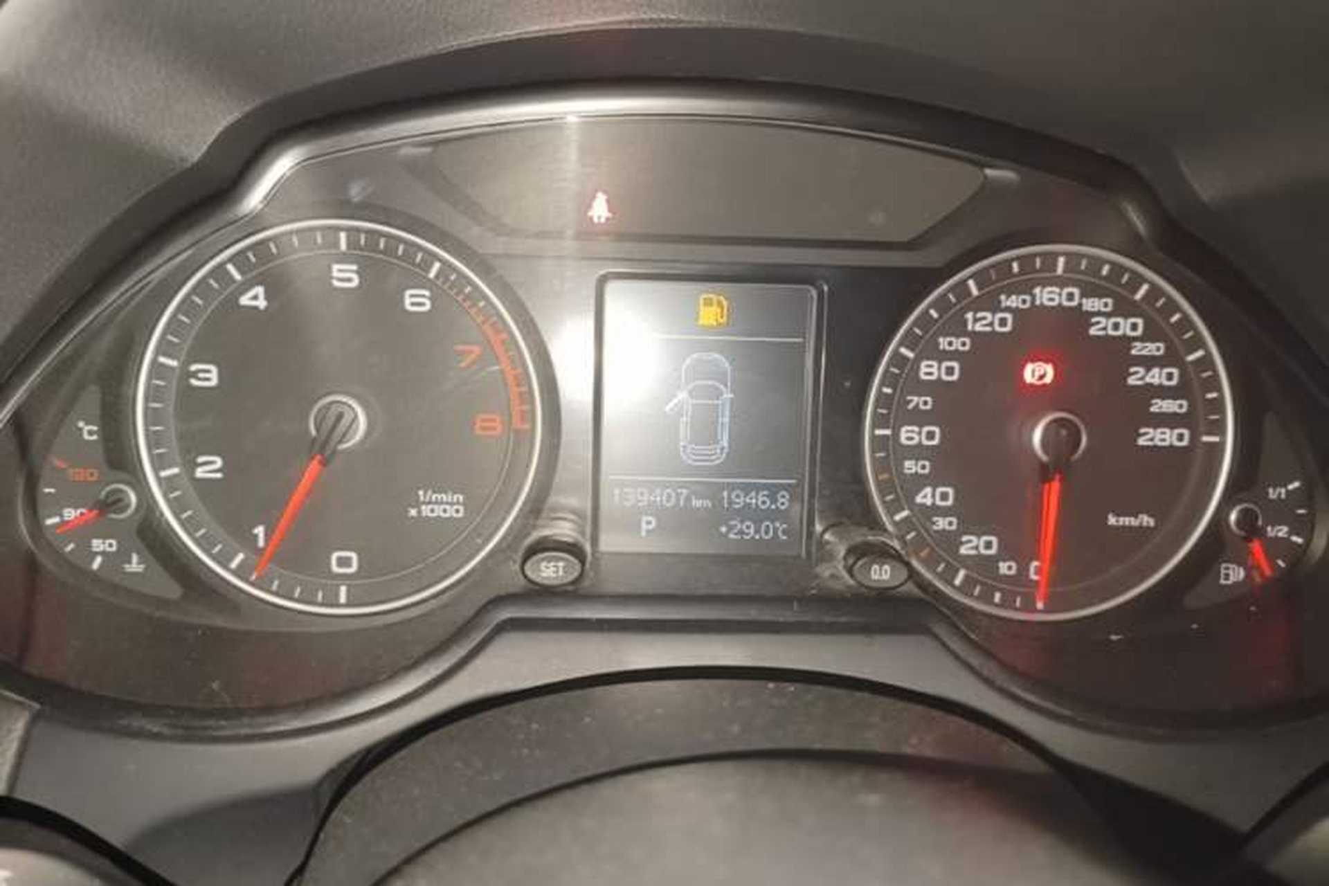 Used Audi Q5 2016 40 TFSI Technology Edition Instrument Cluster