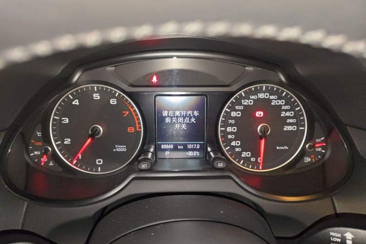 Used Audi Q5 2016 40 TFSI Comfort Model Instrument Cluster