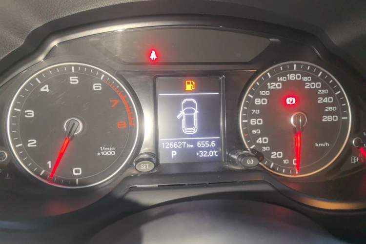 Used Audi Q5 2016 40 TFSI Technology Edition Instrument Cluster