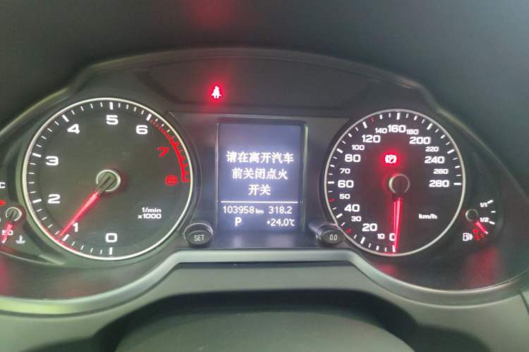 Used Audi Q5 2016 40 TFSI Technology Edition Instrument Cluster