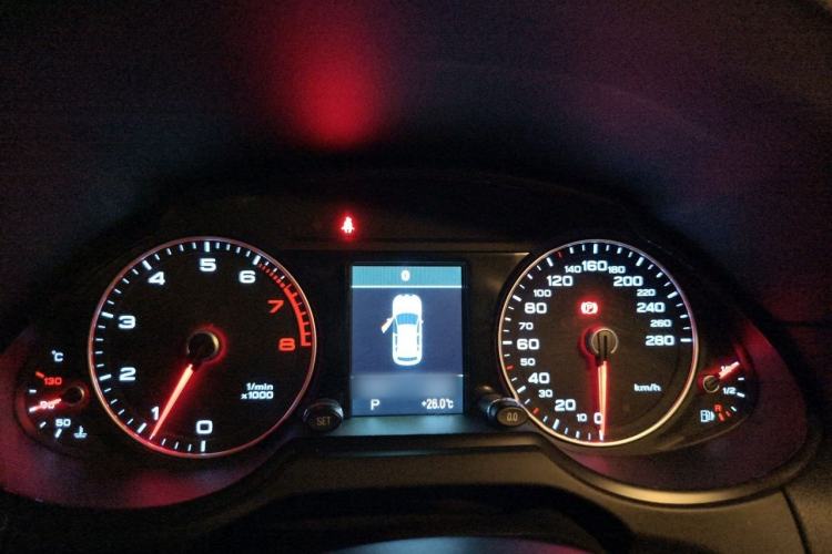 Used Audi Q5 2016 40 TFSI Comfort Model Instrument Cluster