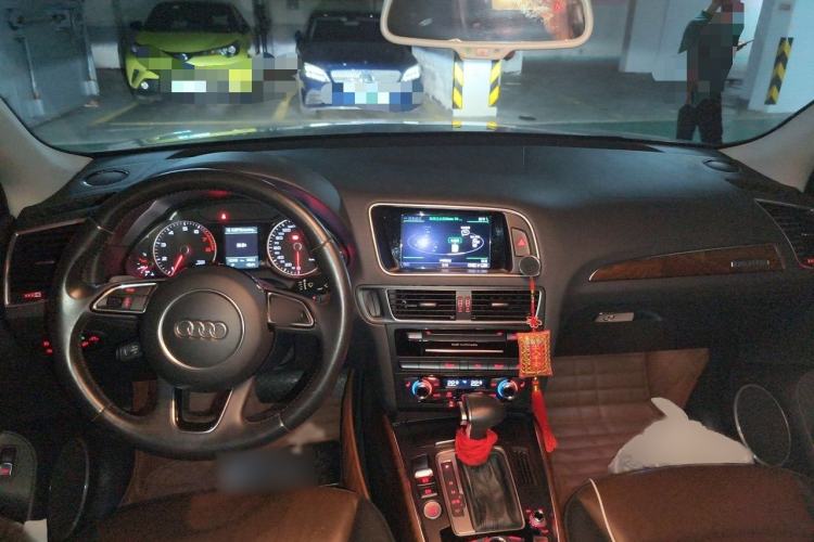 Used Audi Q5 2016 40 TFSI Comfort Model Interior 2