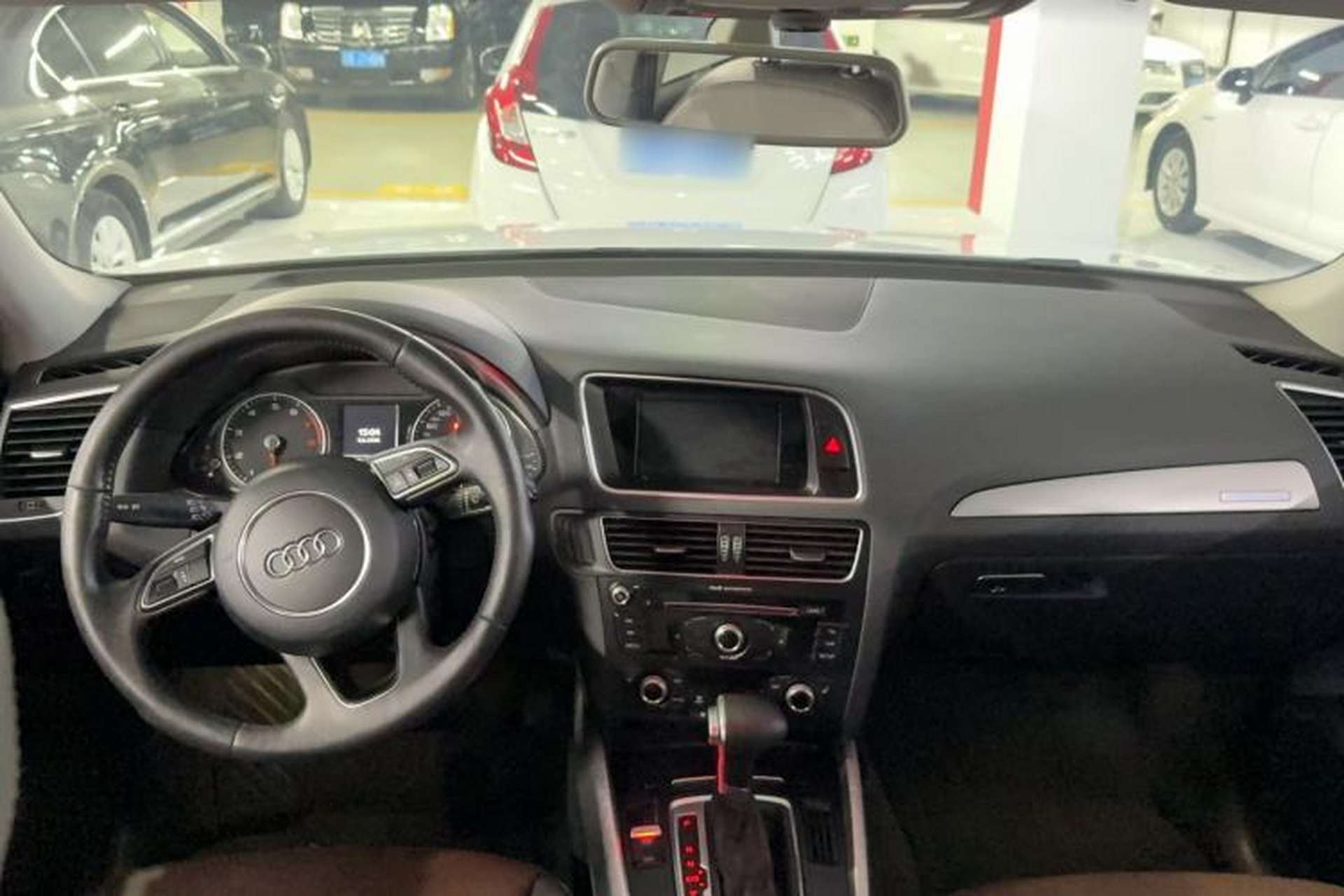 Used Audi Q5 2016 40 TFSI Technology Edition Interior 3