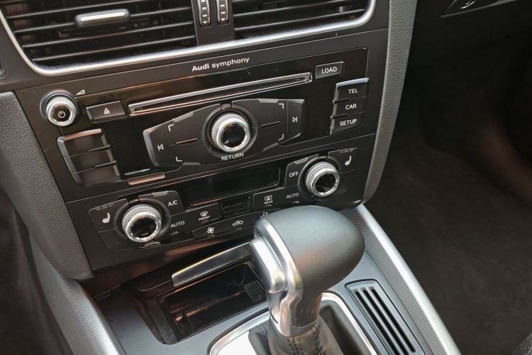 Used Audi Q5 2016 40 TFSI Technology Edition Interior 3