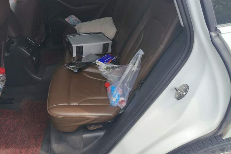 Used Audi Q5 2016 40 TFSI Technology Edition Interior 4
