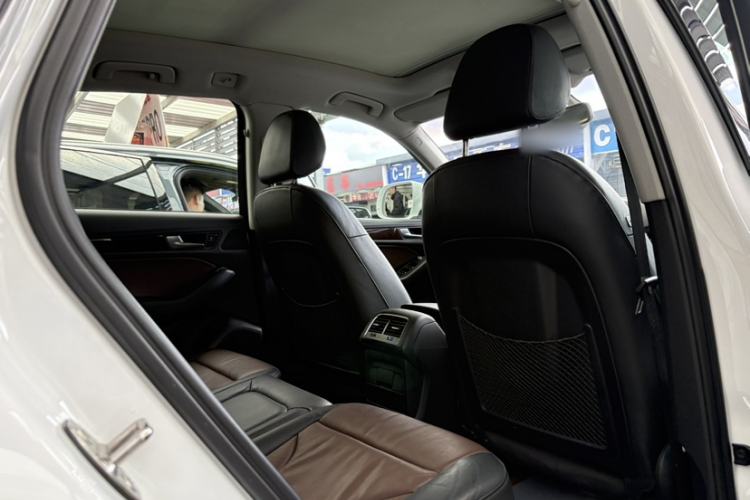 Used Audi Q5 2016 40 TFSI Technology Edition Interior 5