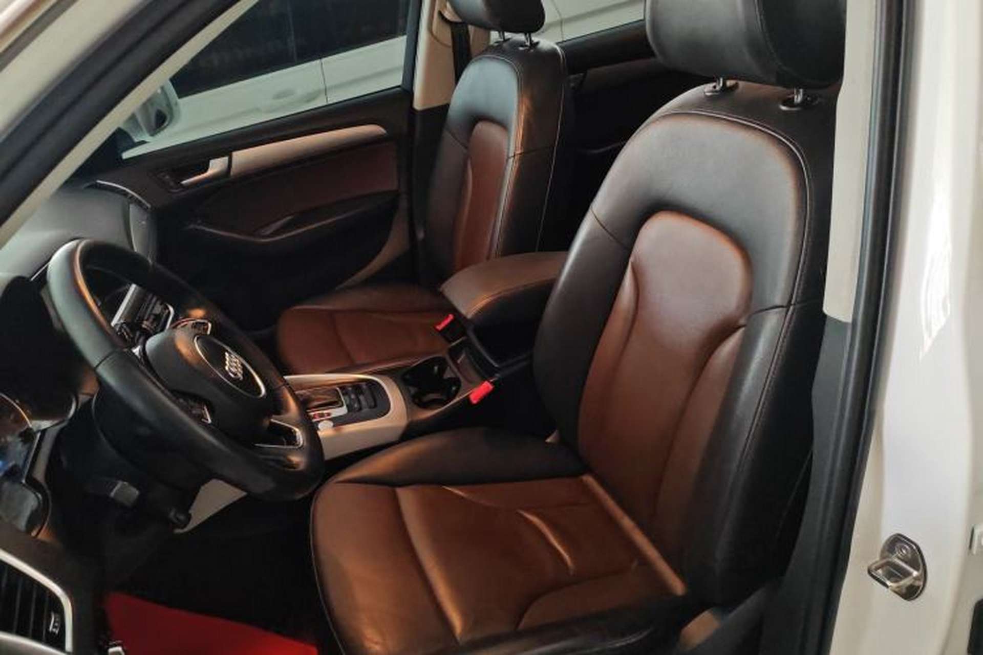 Used Audi Q5 2016 40 TFSI Technology Edition Left Front Seat