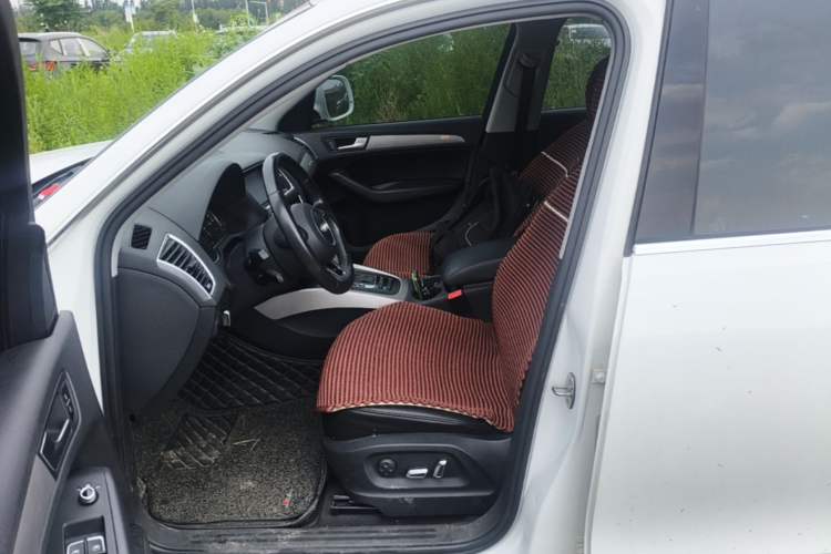 Used Audi Q5 2016 40 TFSI Trendy Edition Left Front Seat