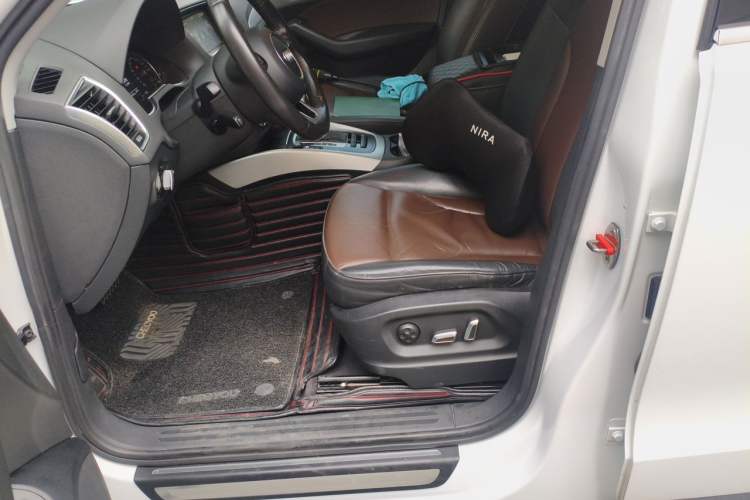 Used Audi Q5 2016 40 TFSI Technology Edition Left Front Seat