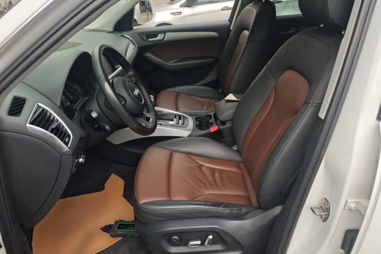 Used Audi Q5 2016 40 TFSI Technology Edition Left Front Seat