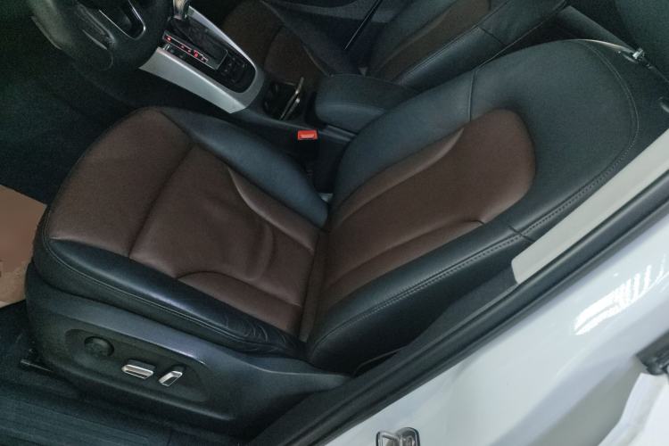 Used Audi Q5 2016 40 TFSI Technology Edition Left Front Seat