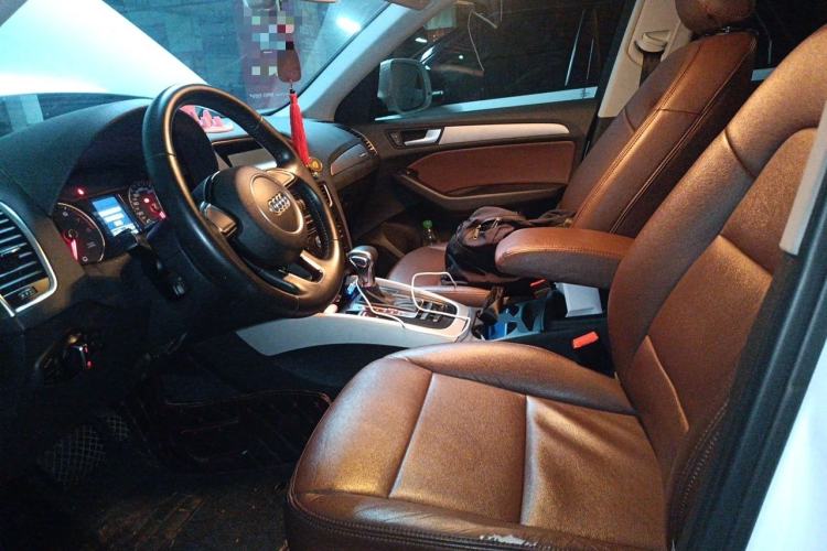 Used Audi Q5 2016 40 TFSI Trendy Edition Left Front Seat