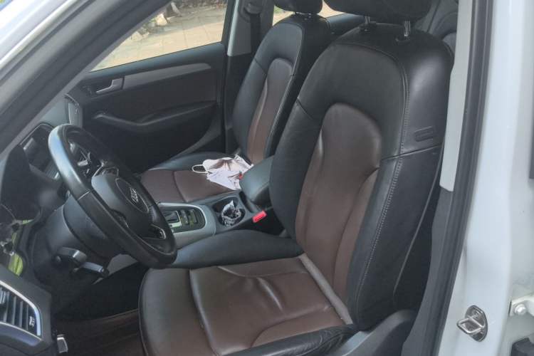Used Audi Q5 2016 40 TFSI Technology Edition Left Front Seat