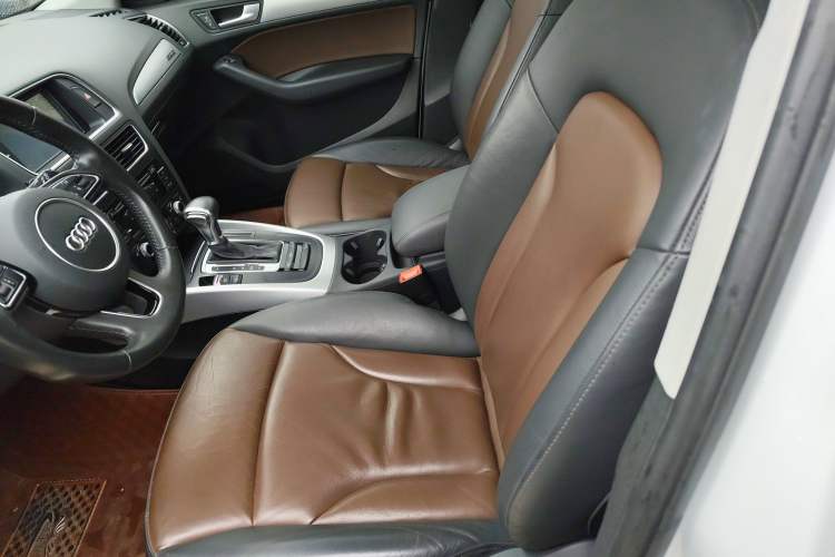 Used Audi Q5 2016 40 TFSI Technology Edition Left Front Seat