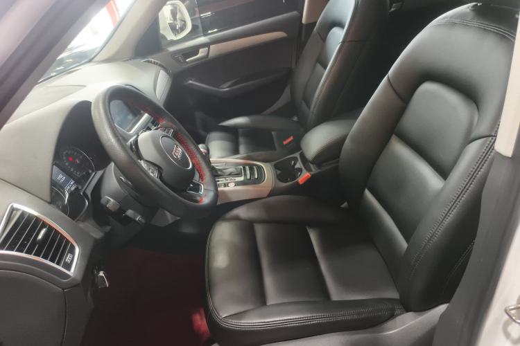 Used Audi Q5 2016 40 TFSI Trendy Edition Left Front Seat