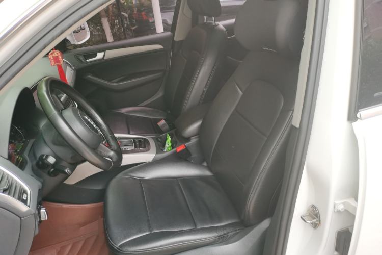 Used Audi Q5 2016 40 TFSI Trendy Edition Left Front Seat