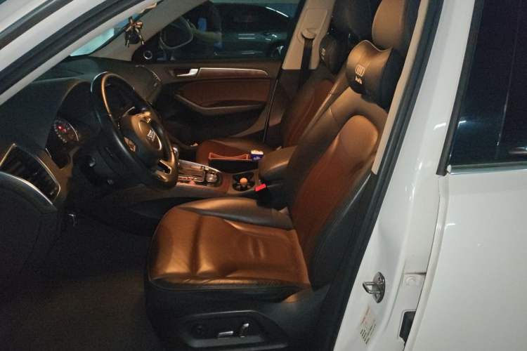 Used Audi Q5 2016 40 TFSI Comfort Model Left Front Seat
