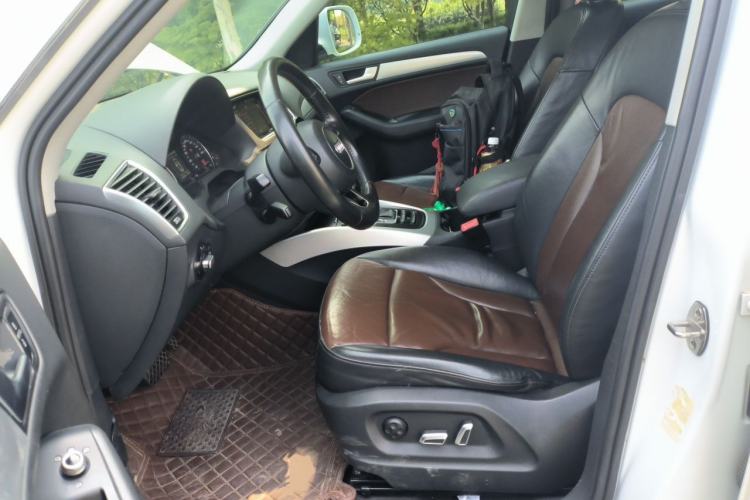 Used Audi Q5 2016 40 TFSI Technology Edition Left Front Seat