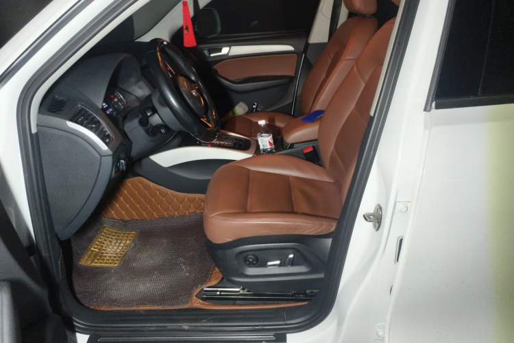 Used Audi Q5 2016 40 TFSI Trendy Edition Left Front Seat