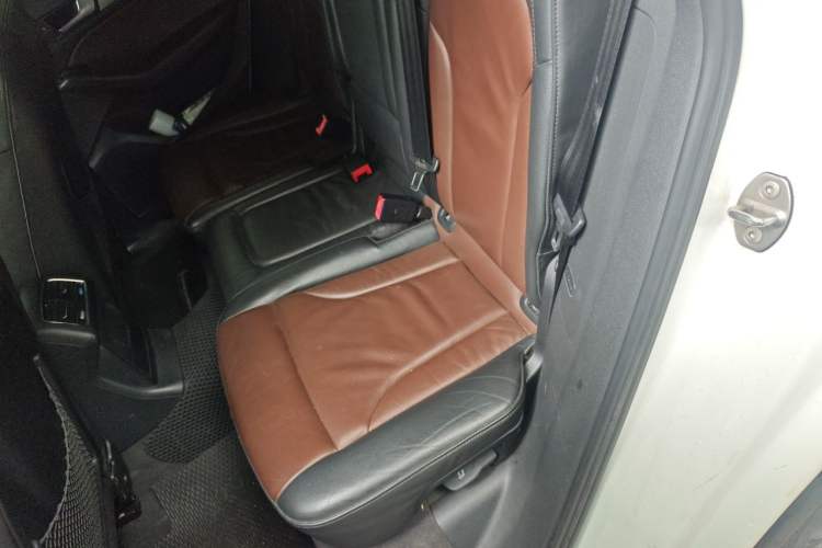 Used Audi Q5 2016 40 TFSI Technology Edition Left Rear Seat